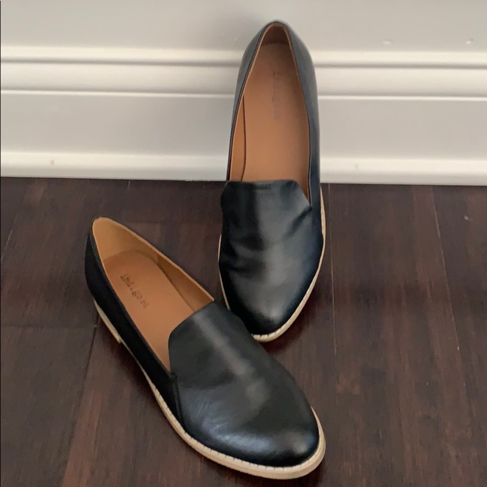 INDIGO rd. Slip on dress/casual black shoes.Sz 7.5